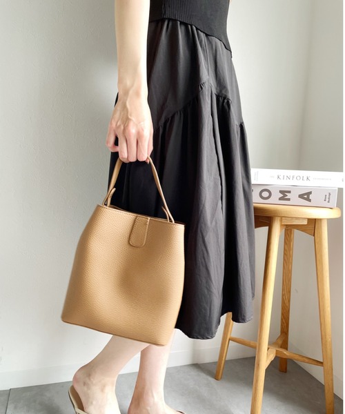 Alite cloth(アリーテクロス)の「2wayバケツハンドショルダーバッグ(ドラムバッグ・レディース・ブラック/キャメル・FREE)」の19枚目の写真