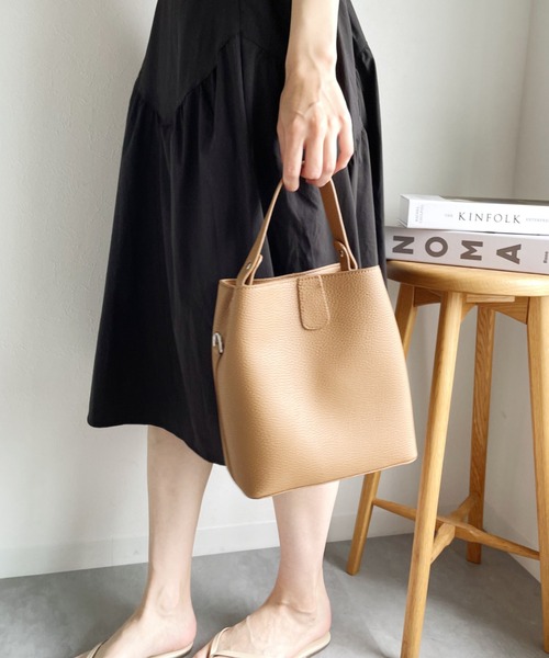 Alite cloth(アリーテクロス)の「2wayバケツハンドショルダーバッグ(ドラムバッグ・レディース・ブラック/キャメル・FREE)」の20枚目の写真