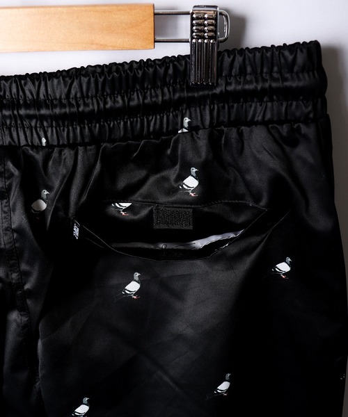 staple(ステイプル)の「STAPLE ピジョン&迷彩柄 ボードショーツ(その他パンツ・メンズ・ブラック/カモフラージュ・M/XL/2XL/L)」の15枚目の写真