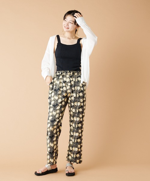 COLLAGE GALLARDAGALANTE(コラージュガリャルダガランテ)の「【カップつき】サマーニットタンクトップ(タンクトップ・レディース・ブラック/オフホワイト・FREE)」の9枚目の写真