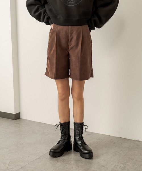 RASVOA（ラスボア）の「【WEB限定】起毛ツイルショートパンツ（その他パンツ・レディース・ブラック/ブラウン/アイボリー・FREE）」の3枚目の写真