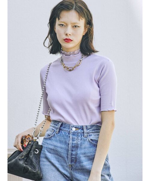 jouetie(ジュエティ)の「ハーフスリーブハイネックトップス(Tシャツ/カットソー・レディース・ブラック/オフホワイト/グリーン・MEDIUM)」の5枚目の写真