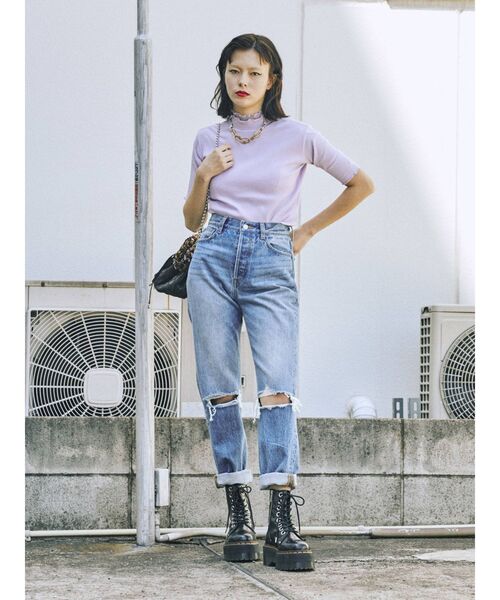 jouetie(ジュエティ)の「ハーフスリーブハイネックトップス(Tシャツ/カットソー・レディース・ブラック/オフホワイト/グリーン・MEDIUM)」の8枚目の写真