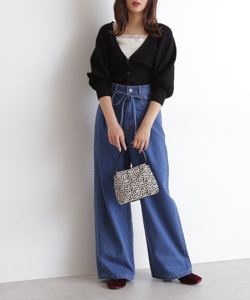 FREE'S MART（フリーズマート）の「【Sシリーズ対応】◇タックワイドデニムパンツ（デニムパンツ・レディース・ライトブルー/インディゴブルー/グレー・SMALL/MEDIUM/X-SMALL）」の4枚目の写真