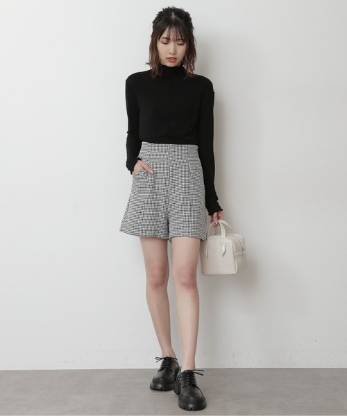 FREE'S MART（フリーズマート）の「【Sシリーズ対応】◆ハイウエスト千鳥柄ショートパンツ（その他パンツ・レディース・ブラック系その他/ベージュ系その他・SMALL/MEDIUM）」の6枚目の写真