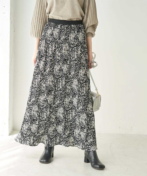 ROPE' PICNIC（ロペピクニック）の「【WEB限定】小花柄プリーツスカート（スカート・レディース・パープル/ブラック/ダークブラウン・38）」の15枚目の写真