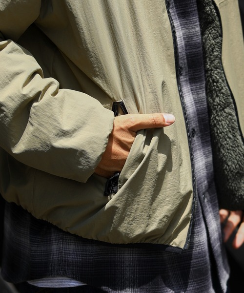 FREAK'S STORE（フリークスストア）の「WEB限定 ナイロン フリース リバーシブルブルゾン/ビッグシルエット/ボアブルゾン（ナイロンジャケット・メンズ・ブラック/ベージュ/オリーブ・SMALL/MEDIUM/LARGE/X-LARGE）」の15枚目の写真