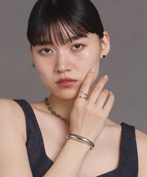 LHME（エルエイチエムイー）の「【WEB限定】 "COTEN"ナローバングル/サージカルステンレス（金属アレルギー対応）【LHME / エルエイチエムイー】（バングル/リストバンド・レディース・シルバー・S/M）」の22枚目の写真