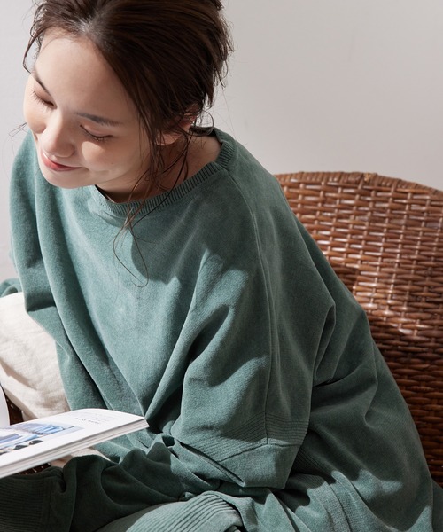 SALON adam et rope'（サロン アダム エ ロペ）の「【極上の肌ざわり】ワイドプルオーバー -CreamyCotton /クリーミーコットン-（ニット/セーター・レディース・グレー/オフホワイト/グリーン・FREE）」の7枚目の写真