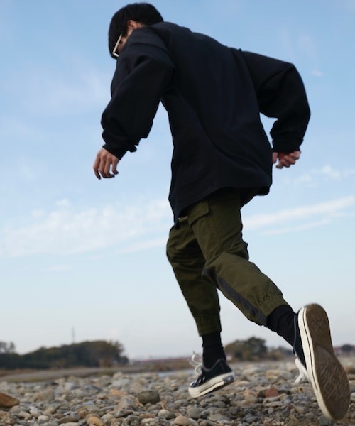 GILDAN(ギルダン)の「6ozウルトラコットン ロングスリーブ Tシャツ(Tシャツ/カットソー・メンズ・ホワイト/ブラック/ネイビー/グレー/ブラウン・SMALL/MEDIUM/LARGE/X-LARGE/XX-LARGE/XXX-LARGE/YOUTH)」の12枚目の写真