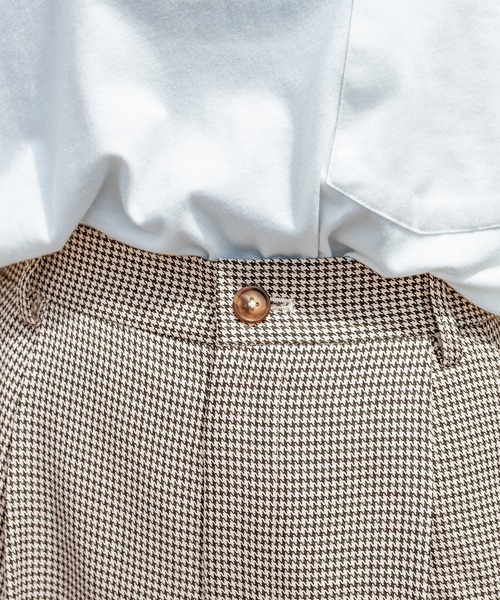 PairPair(ペアペア)の「チェックゆるテーパードパンツ/セットアップ対応(ユニセックス)(その他パンツ・レディース・ベージュ/キャメル・MEDIUM/LARGE)」の6枚目の写真