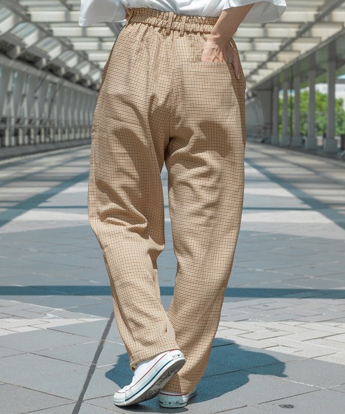 PairPair(ペアペア)の「チェックゆるテーパードパンツ/セットアップ対応(ユニセックス)(その他パンツ・レディース・ベージュ/キャメル・MEDIUM/LARGE)」の10枚目の写真