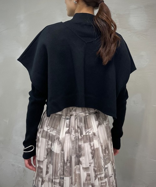 &g'aime（アンジェム）の「【&g’aime】ショートベストレイヤードニット（ニット/セーター・レディース・グレイッシュベージュ/ブラウン/ブラック/チャコールグレー・FREE）」の20枚目の写真