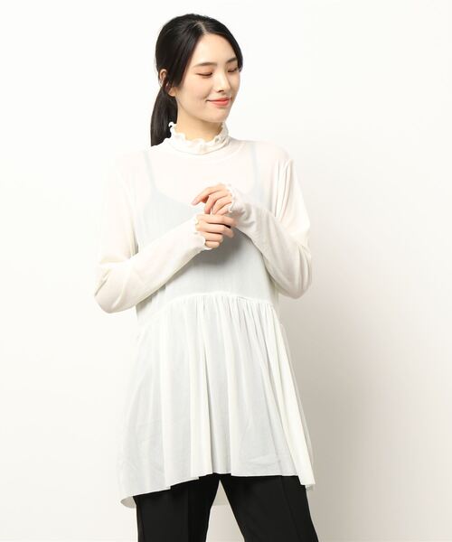 Lui's（ルイス）の「ギャザー切替シアータートルネック（Tシャツ/カットソー・レディース・ブラック/パープル/アイボリー・FREE）」の4枚目の写真