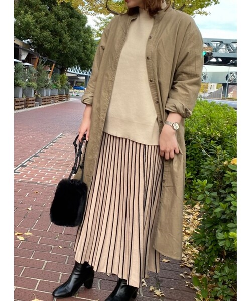 SHOO・LA・RUE（シューラルー）の「◆【S-3L】コーデュロイシャツワンピース（ワンピース・レディース・ダークブラウン/パープル系/サンドベージュ/オフホワイト/オリーブ/チャコールグレー・01/02/03/04/05）」の12枚目の写真