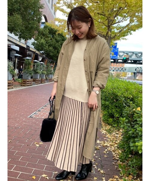 SHOO・LA・RUE（シューラルー）の「◆【S-3L】コーデュロイシャツワンピース（ワンピース・レディース・ダークブラウン/パープル系/サンドベージュ/オフホワイト/オリーブ/チャコールグレー・01/02/03/04/05）」の13枚目の写真