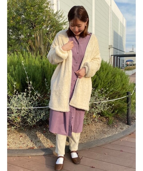 SHOO・LA・RUE（シューラルー）の「◆【S-3L】コーデュロイシャツワンピース（ワンピース・レディース・ダークブラウン/パープル系/サンドベージュ/オフホワイト/オリーブ/チャコールグレー・01/02/03/04/05）」の19枚目の写真