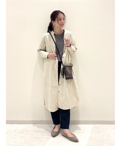 SHOO・LA・RUE（シューラルー）の「◆【S-3L】コーデュロイシャツワンピース（ワンピース・レディース・ダークブラウン/パープル系/サンドベージュ/オフホワイト/オリーブ/チャコールグレー・01/02/03/04/05）」の21枚目の写真