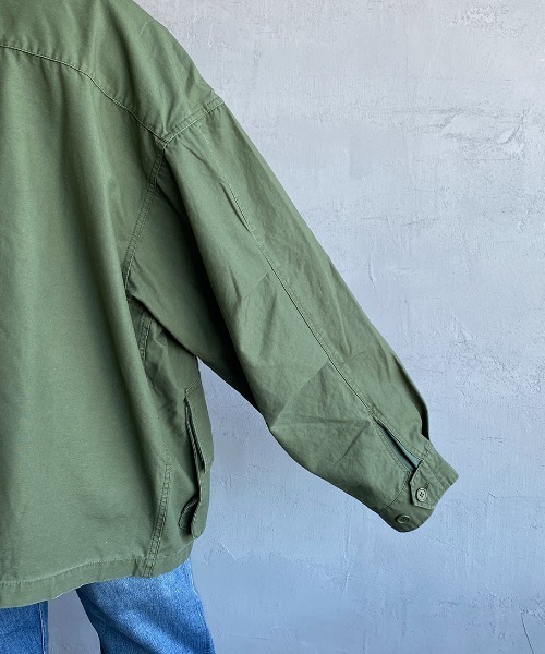 JEANS FACTORY Clothes（ジーンズファクトリークローズ）の「[Jeans Factory Clothes/ジーンズファクトリークローズ] ビッグシルエット ミリタリージャケット（ミリタリージャケット・レディース・ブラック/オフホワイト/オリーブ・M/L）」の5枚目の写真