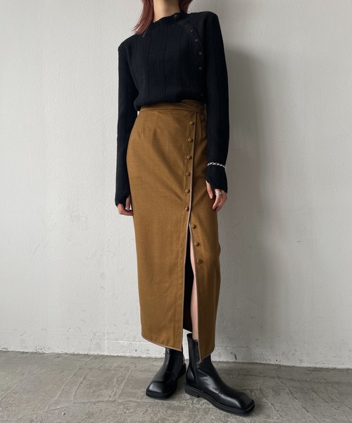 Alia(アリア)の「トラックソールショートブーツ(ブーツ・レディース・ブラック/アイボリー/キャメル・M/L/S/XL)」の12枚目の写真
