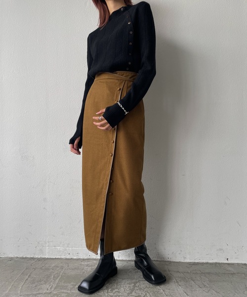 Alia(アリア)の「トラックソールショートブーツ(ブーツ・レディース・ブラック/アイボリー/キャメル・M/L/S/XL)」の18枚目の写真