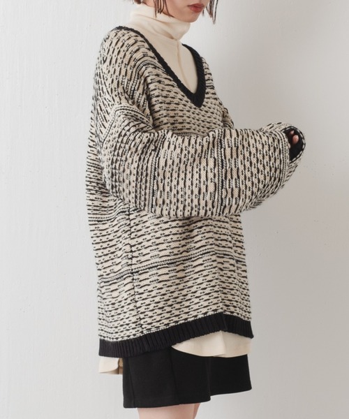 Kastane（カスタネ）の「【リバーシブル】裏目ジャガード前後２WAYニット（ニット/セーター・レディース・ブラック/ブラウン・FREE）」の2枚目の写真