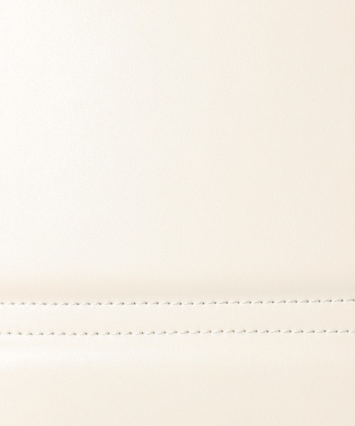 JEANASIS（ジーナシス）の「BOXショルダーバッグ/261955（ショルダーバッグ・レディース・ホワイト/ブラック・FREE）」の6枚目の写真