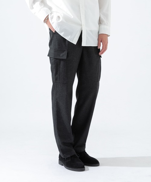 URBAN RESEARCH ROSSO MEN（アーバンリサーチロッソメン）の「『XLサイズあり』ウールフランネルカーゴパンツ（カーゴパンツ・メンズ・チャコールグレー/グレー/カーキ・SMALL/MEDIUM/LARGE/X-LARGE）」の2枚目の写真