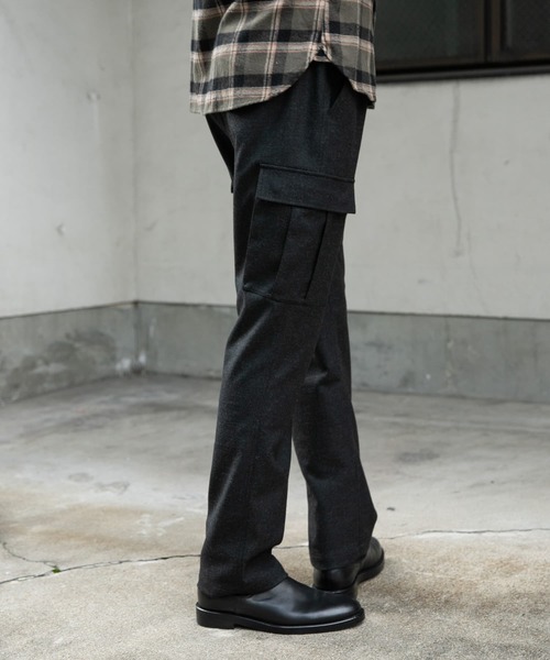 URBAN RESEARCH ROSSO MEN（アーバンリサーチロッソメン）の「『XLサイズあり』ウールフランネルカーゴパンツ（カーゴパンツ・メンズ・チャコールグレー/グレー/カーキ・SMALL/MEDIUM/LARGE/X-LARGE）」の9枚目の写真