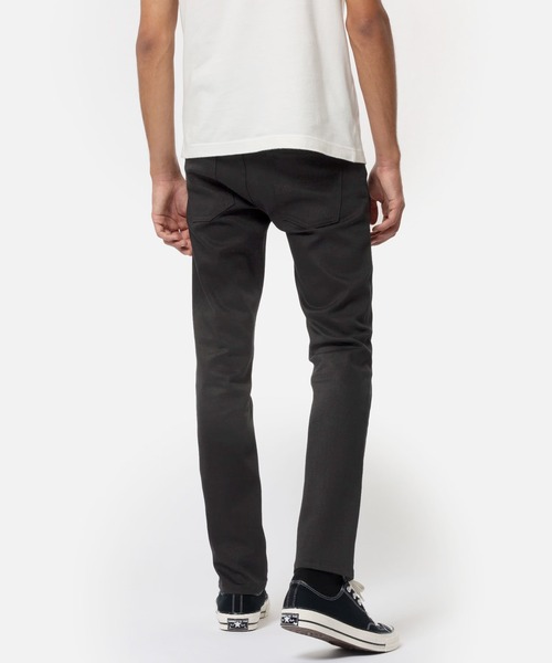 Nudie Jeans（ヌーディージーンズ）の「Nudie Jeans ヌーディージーンズ グリムティム ブラックデニムパンツ Grim Tim 113033030（デニムパンツ・メンズ・ブラック・32inch/28inch/31inch/29inch/30inch/33inch）」の2枚目の写真