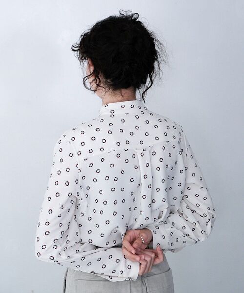 LA MARINE FRANCAISE(マリン フランセーズ)の「Floatのスタンドシャツ(シャツ/ブラウス・レディース・ネイビー/オフホワイト・F)」の7枚目の写真