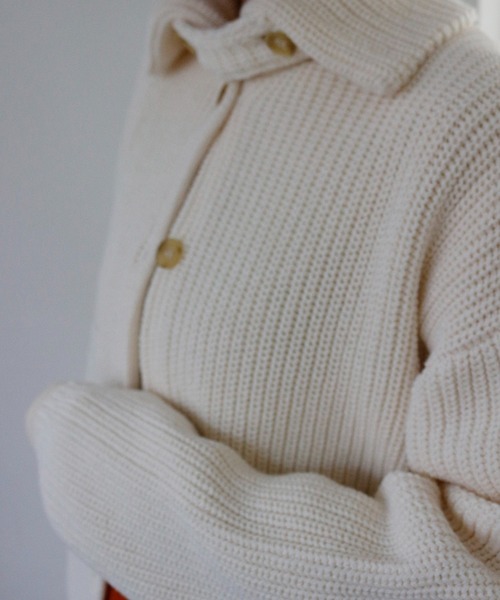 CIENA(シエナ)の「衿付きニットカーディガン(カーディガン/ボレロ・レディース・ブラック/ベージュ/オフホワイト・FREE)」の6枚目の写真