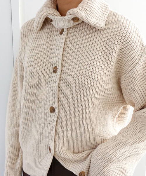 CIENA(シエナ)の「衿付きニットカーディガン(カーディガン/ボレロ・レディース・ブラック/ベージュ/オフホワイト・FREE)」の16枚目の写真