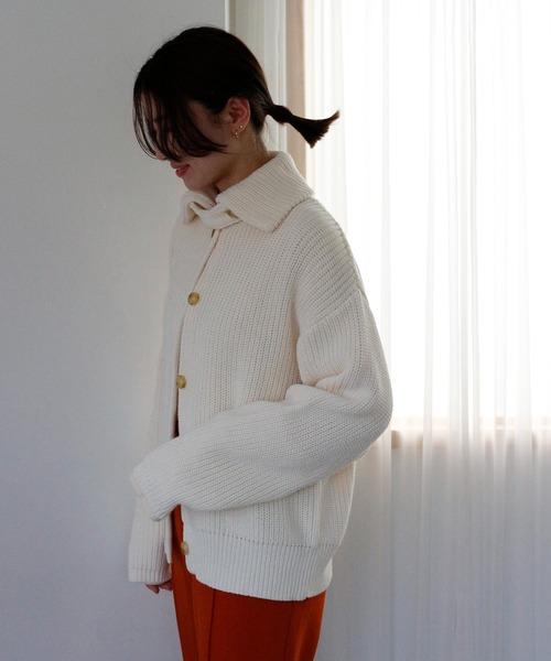 CIENA(シエナ)の「衿付きニットカーディガン(カーディガン/ボレロ・レディース・ブラック/ベージュ/オフホワイト・FREE)」の19枚目の写真