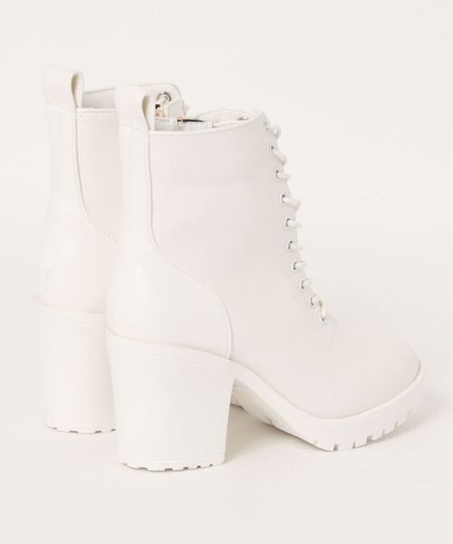 Petiem Duras（プティームデュラス）の「【Petiem Duras】　レースアップショートブーツ（ブーツ・レディース・ホワイト・M/LL/S/L）」の3枚目の写真