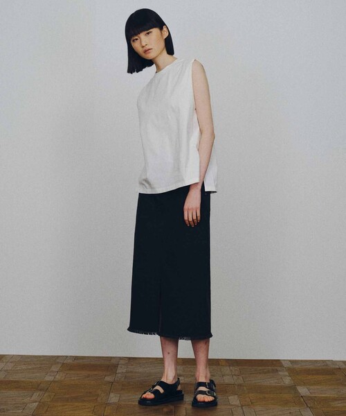 JOSEPH STUDIO(ジョゼフストゥディオ)の「LEE TEE ノースリーブTシャツ(Tシャツ/カットソー・レディース・ホワイト系/ベージュ系・SMALL/MEDIUM/LARGE)」の6枚目の写真