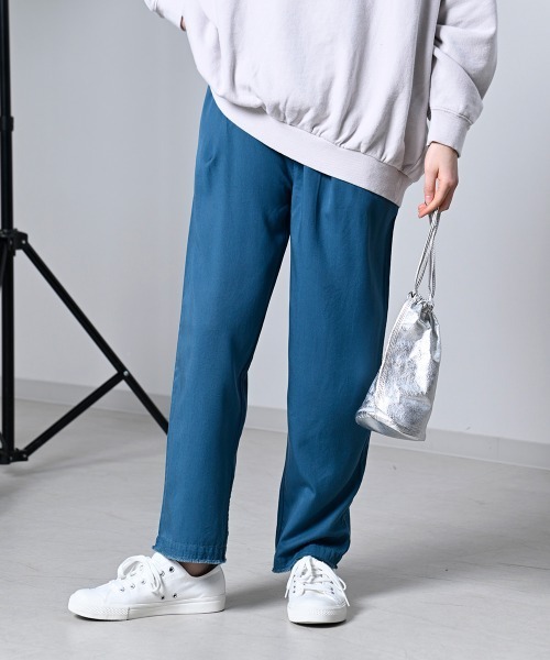 LUPILIEN(ルピリアン)の「【LUPILIEN】テンセルツイルタックパンツ(その他パンツ・レディース・チャコールグレー/オレンジ/ブルーグリーン/ライトベージュ・FREE)」の4枚目の写真