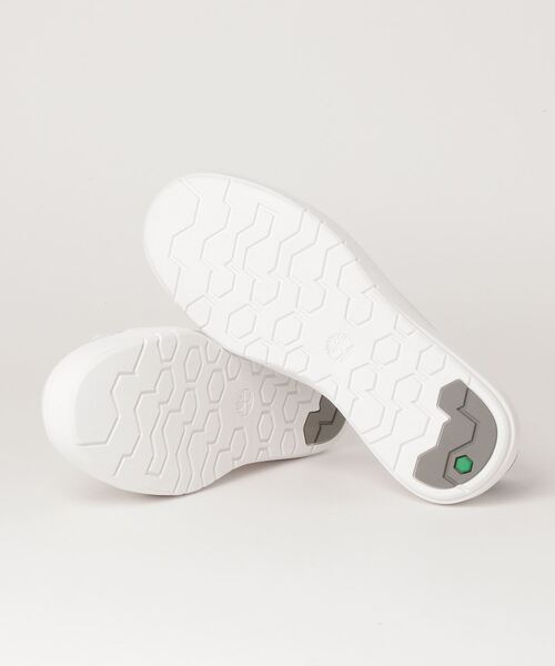 Timberland（ティンバーランド）の「メンズ セネカ ベイ スニーカー - ホワイト（スニーカー・メンズ・ホワイト・25.5cm/26.5cm/27.5cm/30.0cm/25.0cm/26.0cm/27.0cm/28.0cm/29.0cm/28.5cm）」の3枚目の写真