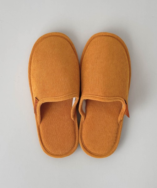 CANAL JEAN(キャナルジーン)の「DULTON CORDUROY SLIPPERS EV コーデュロイスリッパ(MEN)/T20-0224L(ルームシューズ/スリッパ・レディース・グリーン/ターコイズブルー/グレー/ベージュ/キャメル・ONE SIZE)」の11枚目の写真