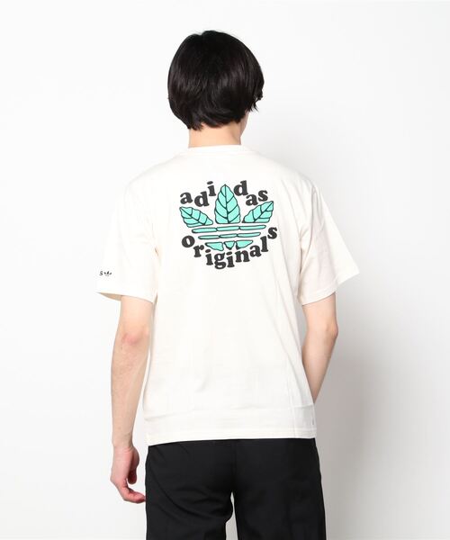 adidas（アディダス）の「トレフォイル リーフ 半袖Tシャツ / アディダスオリジナルス（Tシャツ/カットソー・メンズ・オフホワイト・SMALL/MEDIUM/LARGE/X-LARGE/XX-LARGE/X-SMALL/XXX-LARGE）」の10枚目の写真