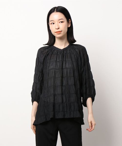 Q（キュー）の「ギャザーエアシャインブラウス（シャツ/ブラウス・レディース・ホワイト/ブラック/ラベンダー・MEDIUM）」の6枚目の写真