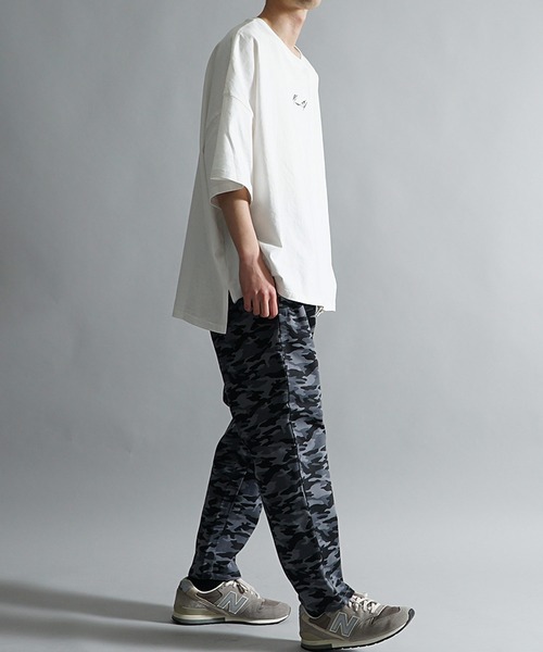 MinoriTY（マイノリティ）の「【MinoriTY】ワイドシェフパンツ イージーパンツ テーパードパンツ オーバーサイズ ワークパンツ メンズ ユニセックス 秋服 夏服（チノパンツ・メンズ・ブラック/ベージュ/オフホワイト/カーキ/インディゴブルー/ブルー/ブラック系その他/グレー系その他/ブルー系その他/チャコール/ブラック系その他2/ブラック系その他3・M/L/XL）」の21枚目の写真