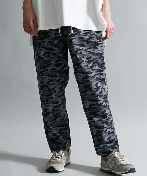 MinoriTY（マイノリティ）の「【MinoriTY】ワイドシェフパンツ イージーパンツ テーパードパンツ オーバーサイズ ワークパンツ メンズ ユニセックス 秋服 夏服（チノパンツ・メンズ・ブラック/ベージュ/オフホワイト/カーキ/インディゴブルー/ブルー/ブラック系その他/グレー系その他/ブルー系その他/チャコール/ブラック系その他2/ブラック系その他3・M/L/XL）」の19枚目の写真