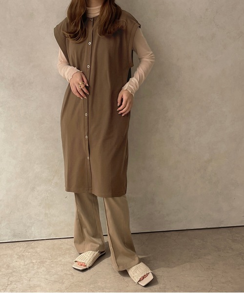 apres jour clair（アプレジュールクレア）の「【apres jour clair】スウェットジレ【ZOZOTOWN限定アイテム】（ベスト・レディース・アイボリー/ダークブラウン/ベージュ/ナチュラル・フリー/X-LARGE）」の19枚目の写真