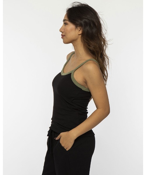 BILLABONG(ビラボン)の「BILLABONG レディース 【CHILLWEAR】 DESIGN CAMI タンクトップ 【2022年夏モデル】/ビラボン(タンクトップ・レディース・ブラック/オフホワイト/オレンジ系その他・MEDIUM)」の6枚目の写真