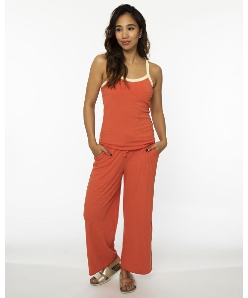 BILLABONG(ビラボン)の「BILLABONG レディース 【CHILLWEAR】 DESIGN CAMI タンクトップ 【2022年夏モデル】/ビラボン(タンクトップ・レディース・ブラック/オフホワイト/オレンジ系その他・MEDIUM)」の5枚目の写真
