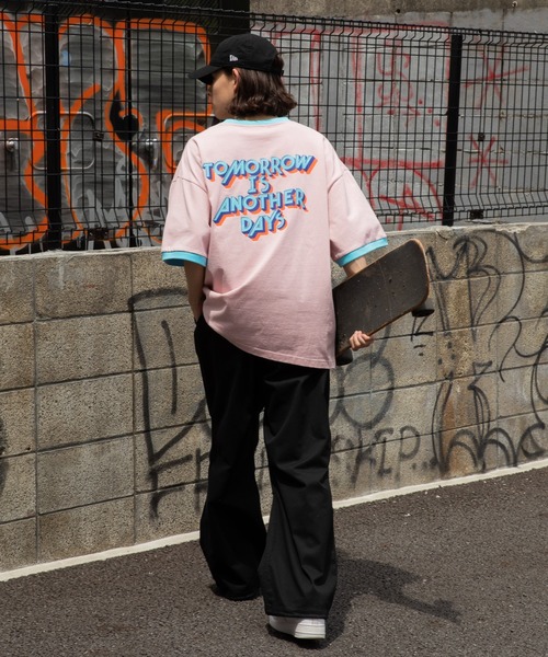 WEGO（ウィゴー）の「WEGO/ヘビーウエイト レトロロゴリンガーBIG半袖T（Tシャツ/カットソー・メンズ・ホワイト/ホワイト系その他/ピンク/グリーン・MEDIUM/LARGE）」の19枚目の写真