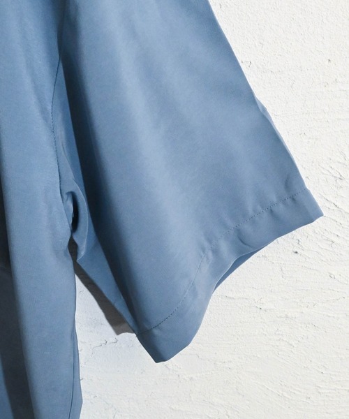 Ritzy（リッツィー）の「ポリ無地 オープンカラーシャツS/S レディース メンズ（シャツ/ブラウス・メンズ・グリーン/グレイッシュベージュ/サックスブルー/ブラック/モカ/ホワイト・LARGE/X-LARGE/MEDIUM）」の7枚目の写真