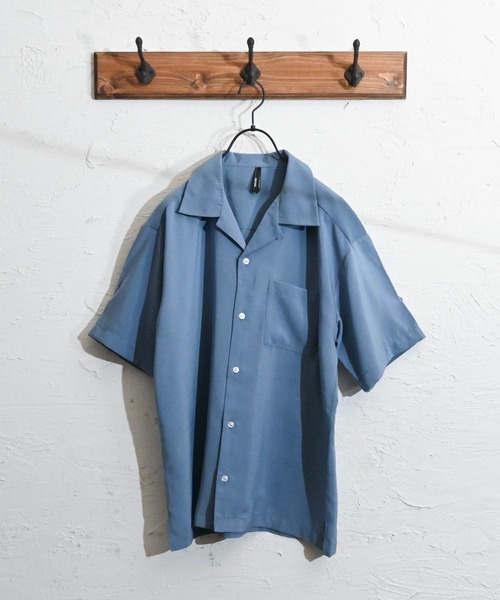 Ritzy（リッツィー）の「ポリ無地 オープンカラーシャツS/S レディース メンズ（シャツ/ブラウス・メンズ・グリーン/グレイッシュベージュ/サックスブルー/ブラック/モカ/ホワイト・LARGE/X-LARGE/MEDIUM）」の22枚目の写真