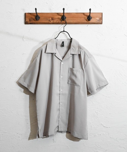 Ritzy（リッツィー）の「ポリ無地 オープンカラーシャツS/S レディース メンズ（シャツ/ブラウス・メンズ・グリーン/グレイッシュベージュ/サックスブルー/ブラック/モカ/ホワイト・LARGE/X-LARGE/MEDIUM）」の21枚目の写真
